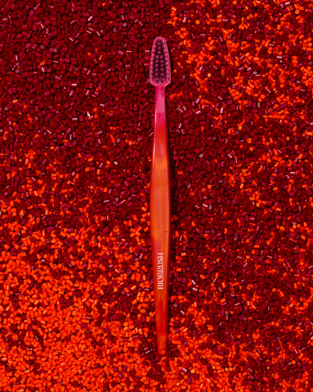 Biobrush – Toothbrush visuals by EIGA