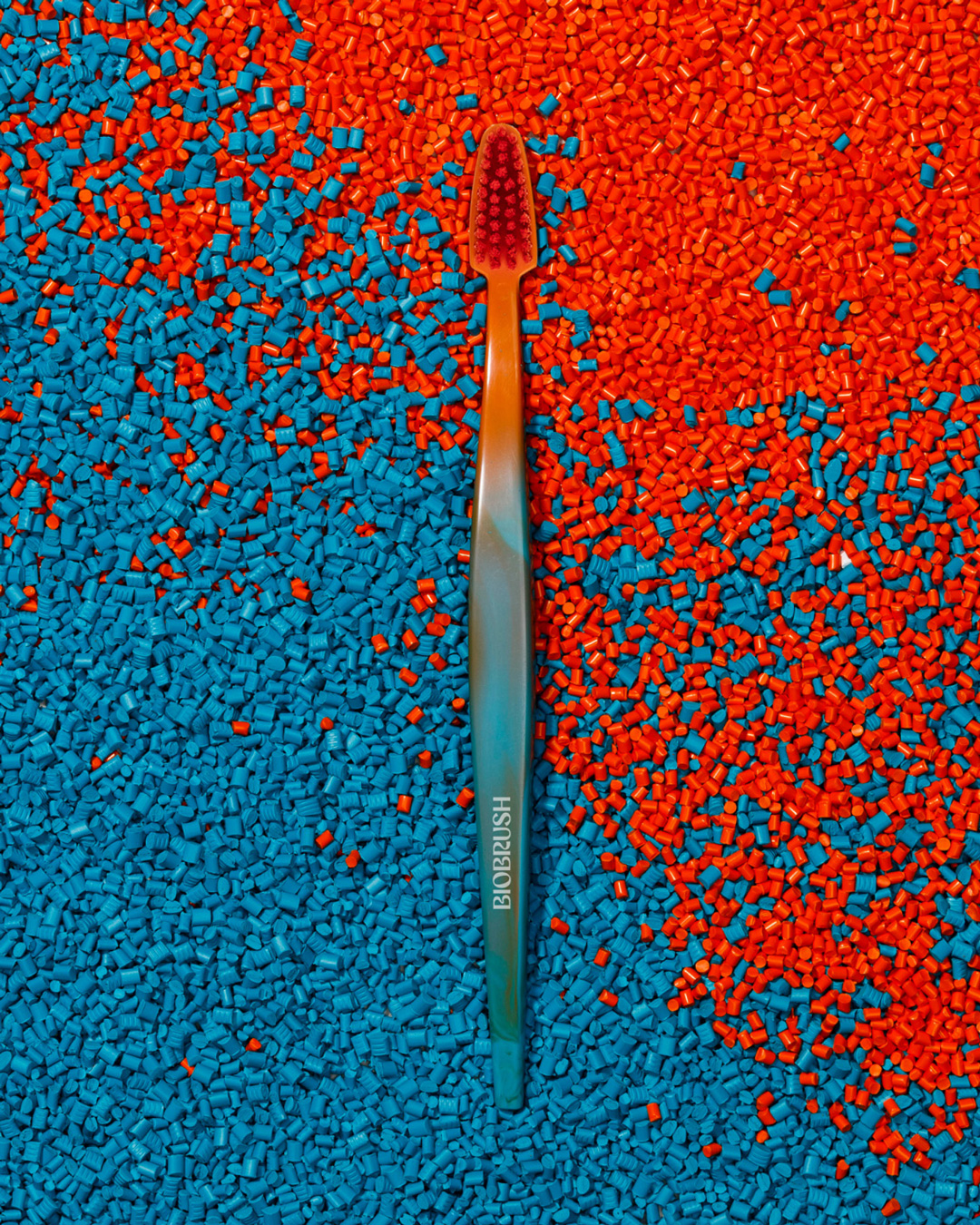 Biobrush – Toothbrush visuals by EIGA
